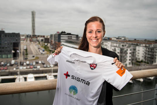 Lotta Schelin
