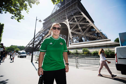 Lyndsey Whiteside är en supporter från Nordirland