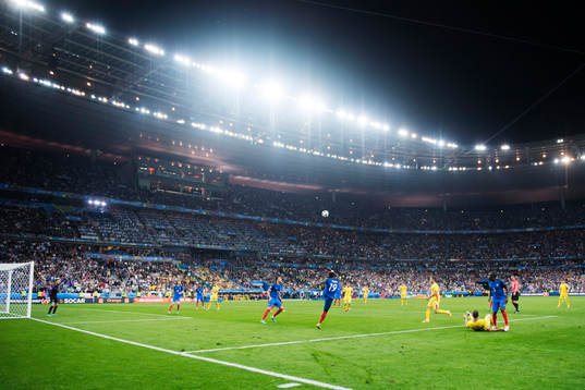 Spel i straffområdet på Stade de France