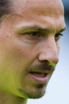 Sveriges Zlatan Ibrahimovic svettas