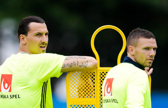 Sveriges Zlatan Ibrahimovic och Marcus Berg