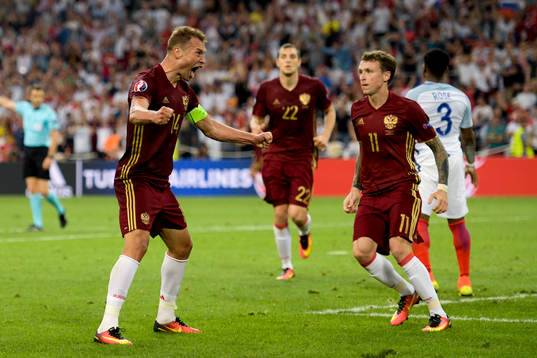 Rysslands Vasili Berezutski jublar
