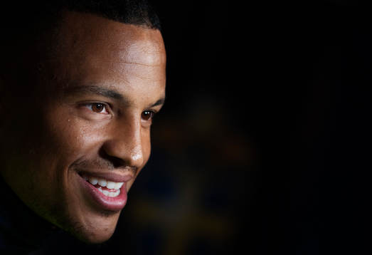 Martin Olsson i mixed zone