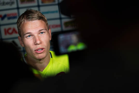 Oscar Lewicki i mixed zone