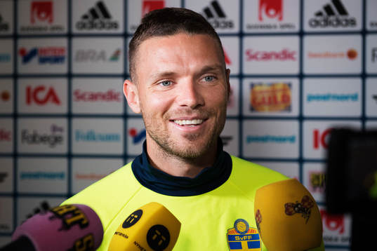 Marcus Berg i mixed zone