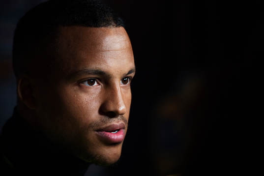 Martin Olsson i mixed zone