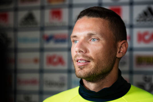 Marcus Berg i mixed zone