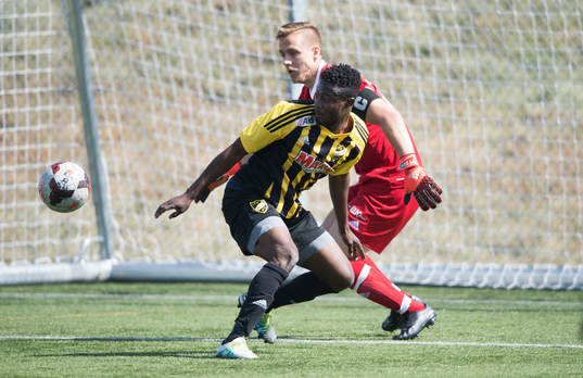 IFK Hässleholms Kojo Annor i matchen i division 2 mellan