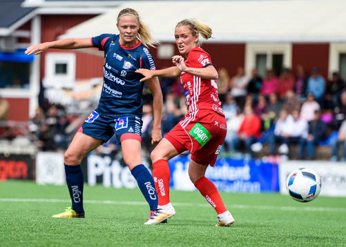 Linköpings Fridolina Rolfö och Piteås Ronja Aronsson