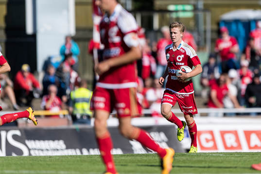 Degerfors Ludvig Fritzson springer tillbaks med bollen