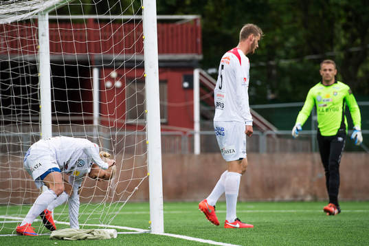 Örgrytes Joakim Hall och Johan Hammar deppar