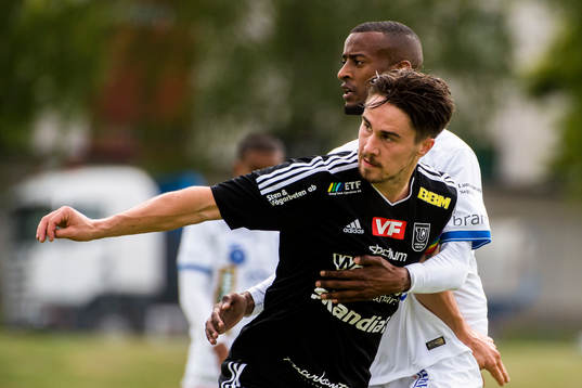 Carlstads André Jernberg och Akropolis Eyasu Alemayehu