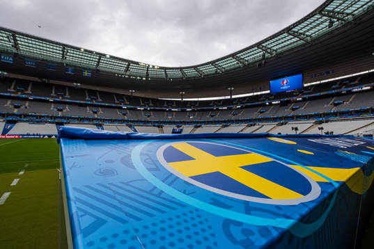 Sveriges bänk på arenan Stade de France