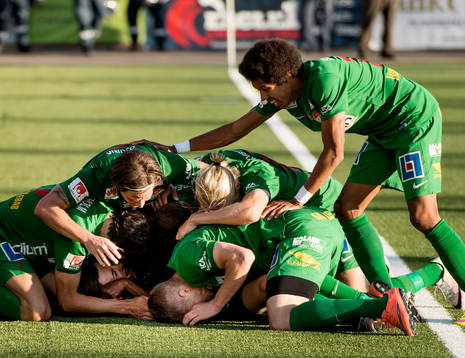 Dalkurds spelare jublar