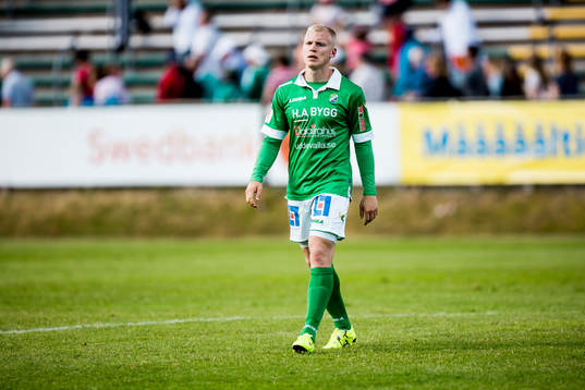 Ljungskiles Petter Björlund deppar