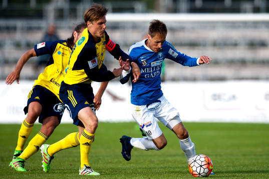 Trelleborgs Zoran Jovanovic och Ängelholms Marcus Bergholtz