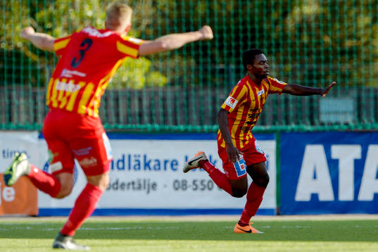 Syrianskas Success Nwousu jublar 1-0