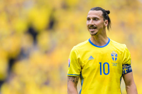 Sveriges Zlatan Ibrahimovic i fotbollsmatchen mellan Irland