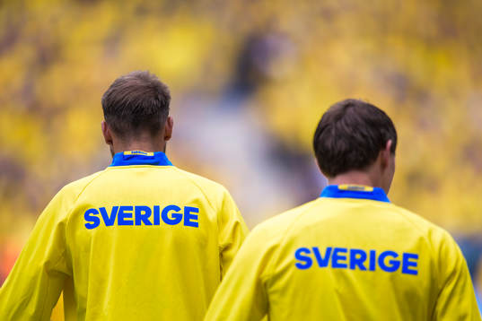 Sveriges Andreas Granqvist och Kim Källström gör entré