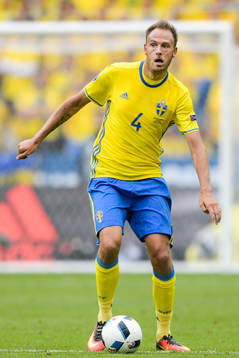 Sveriges Andreas Granqvist i fotbollsmatchen mellan Irland