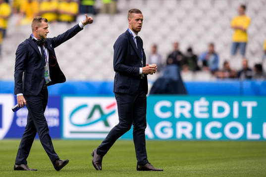 Sveriges John Guidetti och Pontus Jansson är ute och