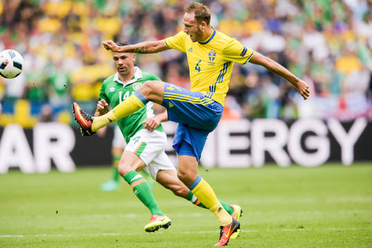 Sveriges Andreas Granqvist i fotbollsmatchen mellan Irland