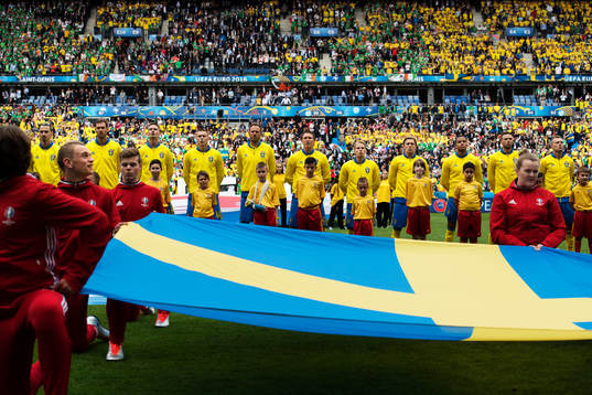 Sveriges lag vid nationalsången