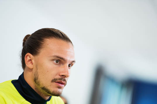 Erik Johansson vid Sveriges fotbollslandslags pressträff