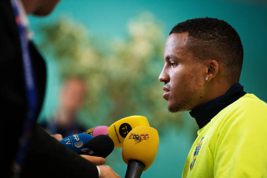 Martin Olsson vid Sveriges fotbollslandslags pressträff