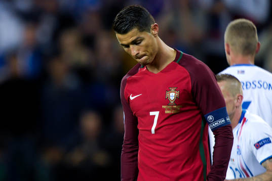Portugals Cristiano Ronaldo deppar