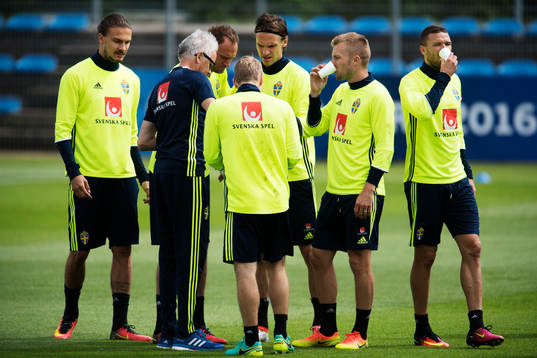 Erik Johansson, Andreas Granqvist, Albin Ekdal, Sebastian
