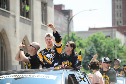 Pittsburgh Penguins defenseman Ollii Maatta reacts to the