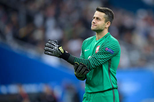 Polens målvakt Lukasz Fabianski i fotbollsmatchen mellan