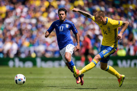 Sveriges Victor Nilsson Lindelöf och Italiens Eder i