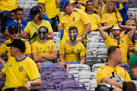 Svenska supportrar deppar