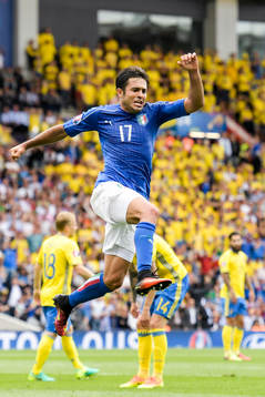 Italiens Eder jublar