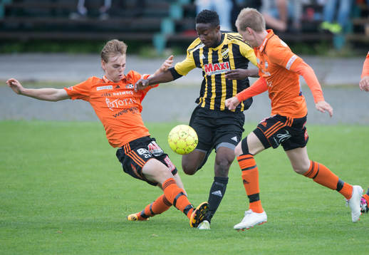 IFK Hässleholms Kojo Annor i matchen i division 2 mellan