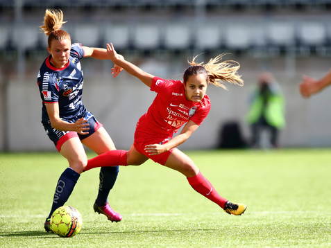 Eskilstunas Malin Diaz och Linköpings Jessica Samuelsson