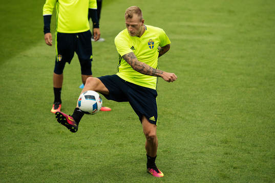John Guidetti på Sveriges fotbollslandslags träning