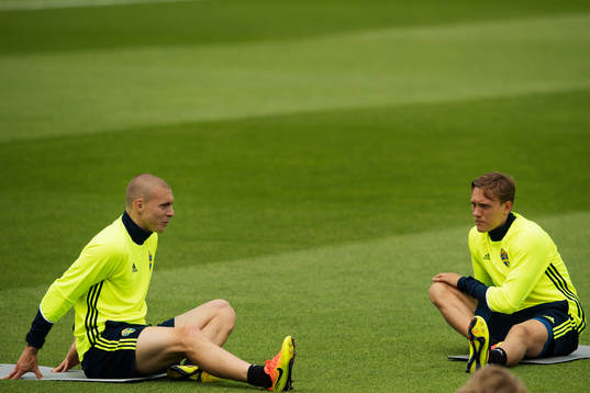 Victor Nilsson Lindelöf och Ludwig Augustinsson på