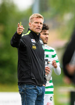 Västerås manager Johan Mjällby
