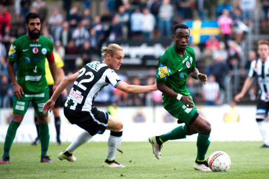 Landskronas Jonathan Levi jagar Prespas Kwame Adom Frimpong