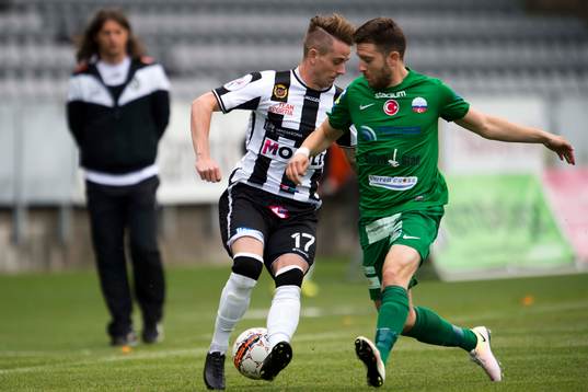 Landskronas Rasmus Alm och Prespas Baris Hümmet