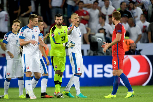 Slovakiens spelare jublar