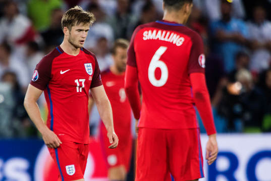 Englands Eric Dier deppar