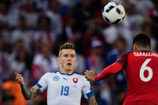 Slovakiens Jurij Kucka i fotbollsmatchen mellan Slovakien