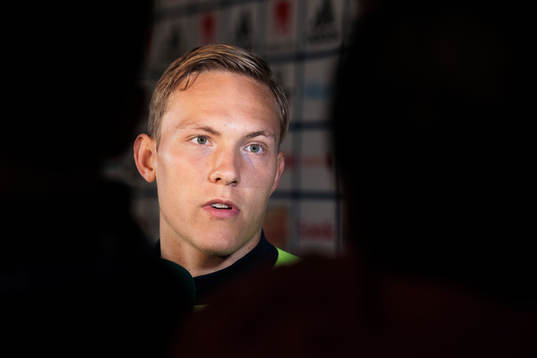 Ludwig Augustinsson i mixed zone