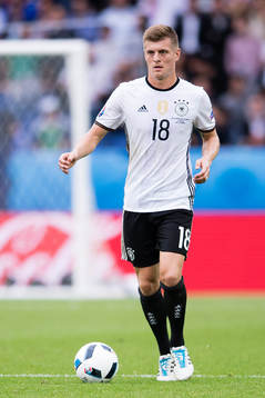 Tysklands Toni Kroos i fotbollsmatchen mellan Nordirland