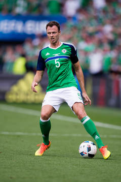Nordirlands Jonny Evans i fotbollsmatchen mellan Nordirland
