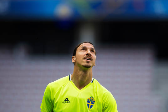 Zlatan Ibrahimovic på Sveriges fotbollslandslags träning